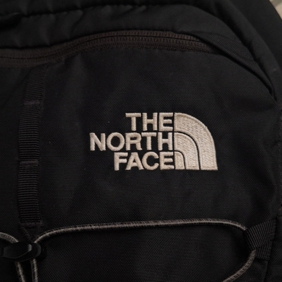 The North Face Borealis Backpack - Picture 3 of 16
